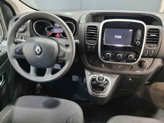 RENAULT TRAFIC Furgón 27 L1H1 Energy BluedCi 88 kW 2021 de segunda mano