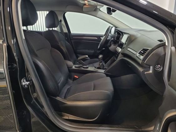 RENAULT MÉGANE Intens TCe 85 kW (115CV) GPF -SS 2022 de segunda mano