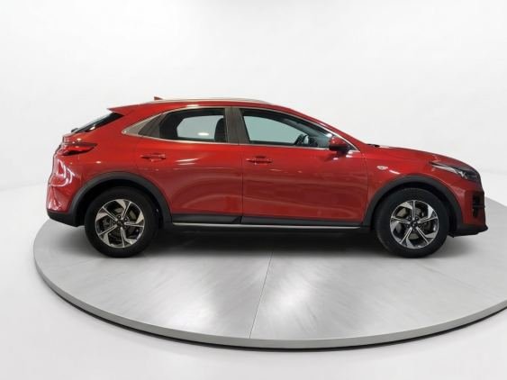 KIA XCEED 1.0 T-GDi 120cv Drive 2021 de segunda mano