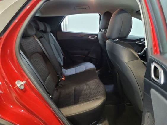 KIA XCEED 1.0 T-GDi 120cv Drive 2021 de segunda mano