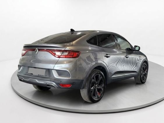 RENAULT ARKANA 1.3 TCe 140cv EDC Microhíbrido RS Line 2022 de segunda mano