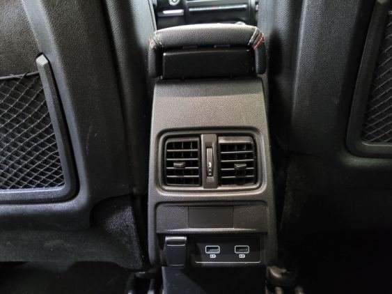 RENAULT ARKANA 1.3 TCe 140cv EDC Microhíbrido RS Line 2022 de segunda mano