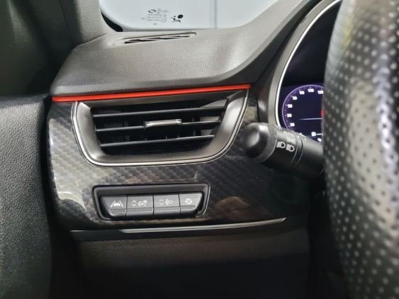 RENAULT ARKANA 1.3 TCe 140cv EDC Microhíbrido RS Line 2022 de segunda mano