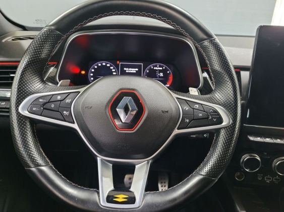RENAULT ARKANA 1.3 TCe 140cv EDC Microhíbrido RS Line 2022 de segunda mano