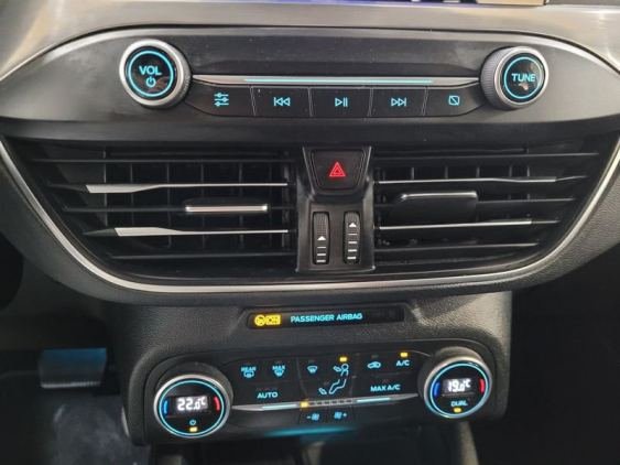 FORD FOCUS 1.5 Ecoblue 120cv Auto Titanium 2020 de segunda mano