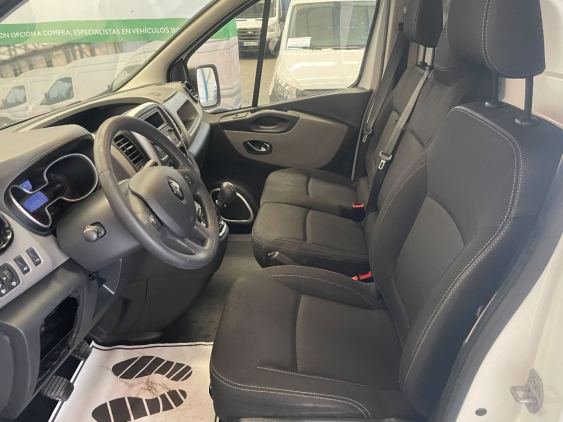RENAULT TRAFIC Furgón 29 L2H1 dCi 70kW (95CV) Euro 6 2018 de segunda mano