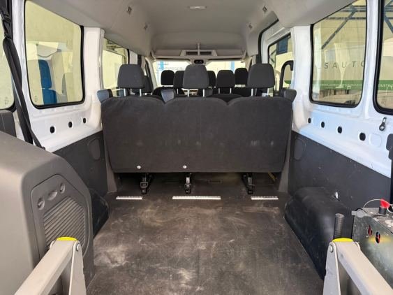 FORD TRANSIT 310 96kW L3H2 Van Trend Delantera 2020 de segunda mano