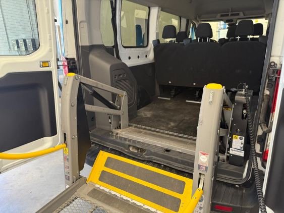FORD TRANSIT 310 96kW L3H2 Van Trend Delantera 2020 de segunda mano