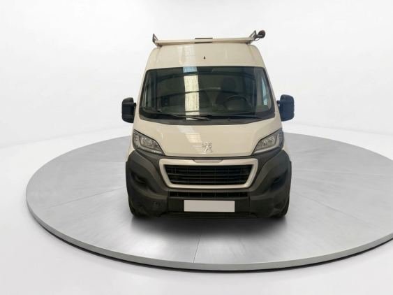 PEUGEOT BOXER 333 L2 H1 BHDI 88kW (120CV) S&S 6 Vel. M 2020 de segunda mano