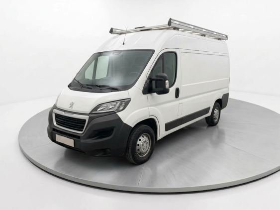 PEUGEOT BOXER 333 L2 H1 BHDI 88kW (120CV) S&S 6 Vel. M 2020 de segunda mano