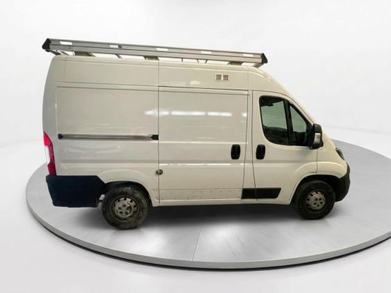 PEUGEOT BOXER 333 L2 H1 BHDI 88kW (120CV) S&S 6 Vel. M 2020 de segunda mano