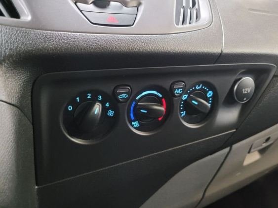FORD TRANSIT CUSTOM Kombi 2.0 TDCI 130cv 310 L1 Ambiente 2017 de segunda mano