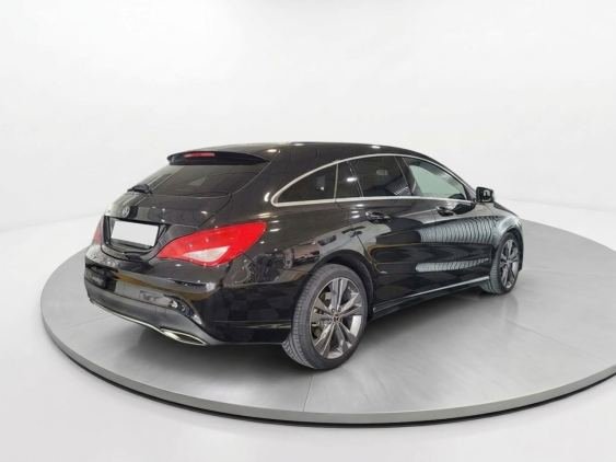 MERCEDES CLA 200 d 2018 de segunda mano