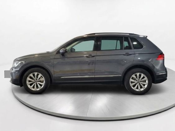 VOLKSWAGEN TIGUAN 1.4 TSI eHybrid 245cv DSG Life 2021 de segunda mano
