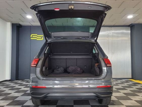 VOLKSWAGEN TIGUAN 1.4 TSI eHybrid 245cv DSG Life 2021 de segunda mano