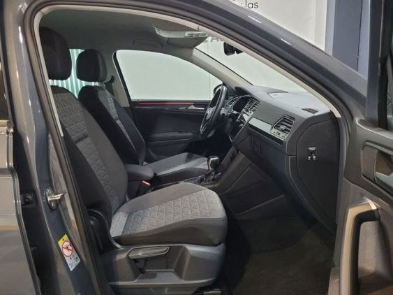 VOLKSWAGEN TIGUAN 1.4 TSI eHybrid 245cv DSG Life 2021 de segunda mano