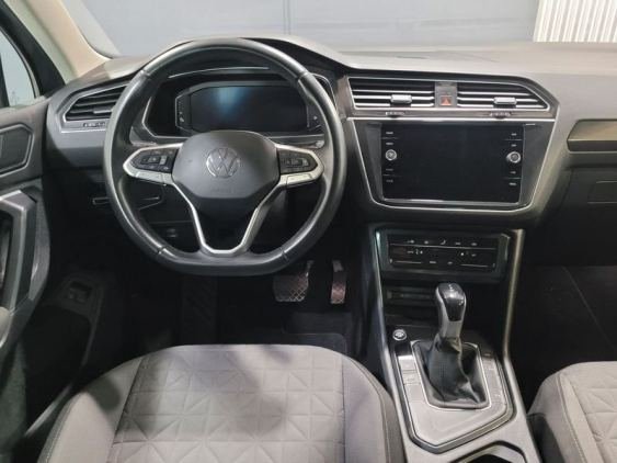 VOLKSWAGEN TIGUAN 1.4 TSI eHybrid 245cv DSG Life 2021 de segunda mano