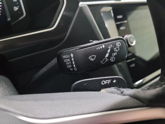 VOLKSWAGEN TIGUAN 1.4 TSI eHybrid 245cv DSG Life 2021 de segunda mano