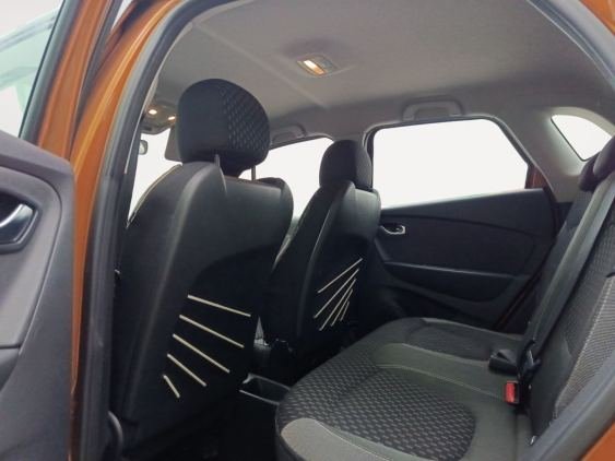 RENAULT CAPTUR Zen TCe 66kW (90CV) GPF 2018 de segunda mano