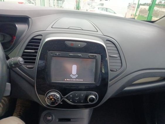 RENAULT CAPTUR Zen TCe 66kW (90CV) GPF 2018 de segunda mano