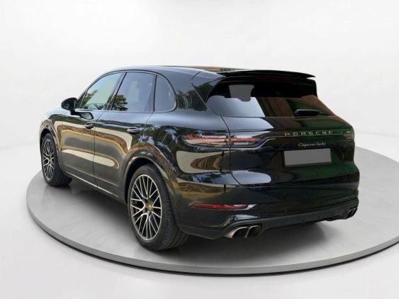 PORSCHE CAYENNE Turbo 2018 de segunda mano