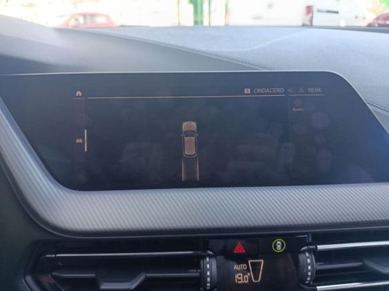 BMW SERIE 1 118d 2021 de segunda mano