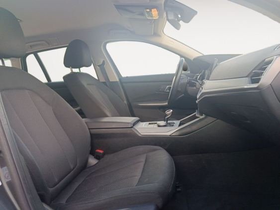 BMW SERIE 3 318d Auto.Touring 2021 de segunda mano