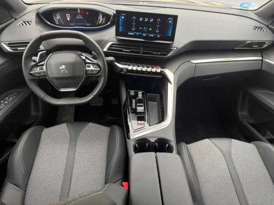 PEUGEOT 5008 de segunda mano