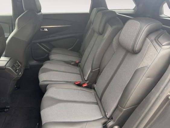 PEUGEOT 5008 de segunda mano
