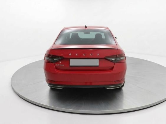 SKODA SUPERB de segunda mano