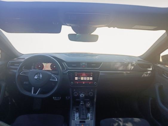 SKODA SUPERB de segunda mano