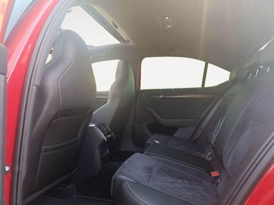 SKODA SUPERB de segunda mano
