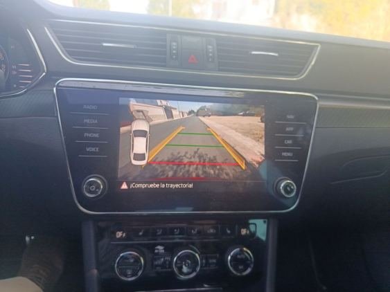 SKODA SUPERB de segunda mano