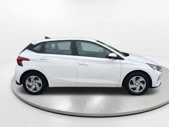 HYUNDAI I20 1.0 TGDI 74kW (100CV) 48V Essence 2021 de segunda mano