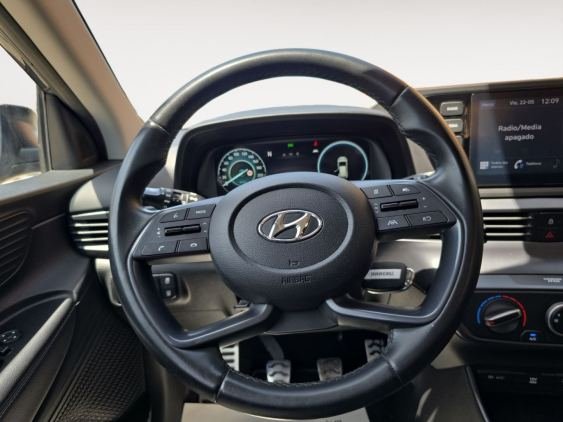 HYUNDAI BAYON 1.0 TGDI 74kW (100CV) 48V Maxx 2023 de segunda mano