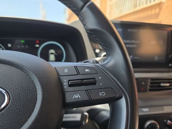HYUNDAI BAYON 1.0 TGDI 74kW (100CV) 48V Maxx 2023 de segunda mano