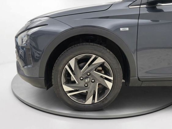 HYUNDAI BAYON 1.0 TGDI 74kW (100CV) 48V Maxx 2023 de segunda mano