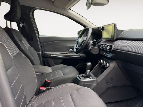 DACIA JOGGER Expression HYBRID 105kW (140CV) 5 plazas 2023 de segunda mano
