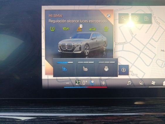 BMW SERIE 7 740d xDrive 2022 de segunda mano