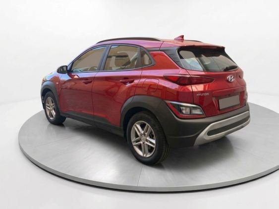 HYUNDAI KONA 1.0 TGDI 48V Tecno 4X2 2022 de segunda mano