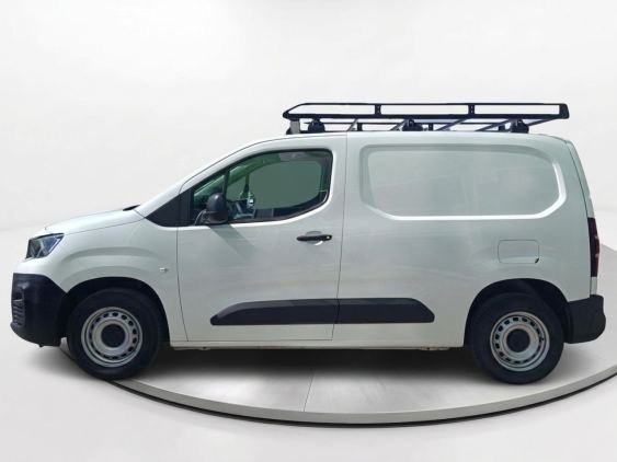 PEUGEOT PARTNER PRO STANDARD 8 2022 de segunda mano