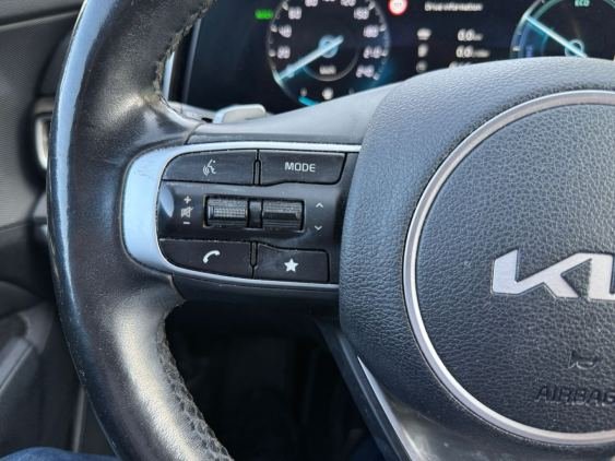 KIA SPORTAGE 1.6 T-GDi PHEV 198kW (265CV) Tech 4x4 2022 de segunda mano
