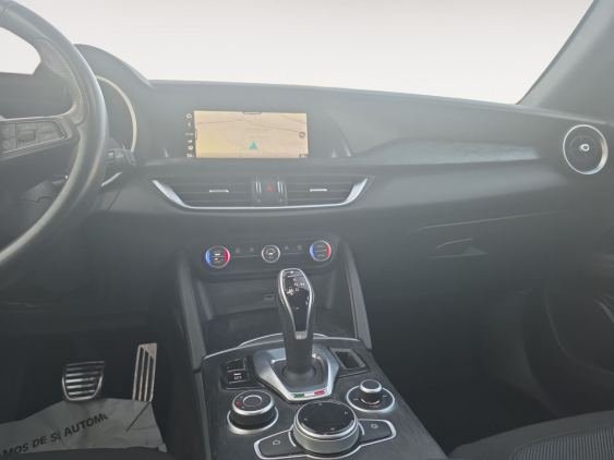 ALFA ROMEO STELVIO 2.2 Diesel 118kW (160CV) SUPER RWD 2023 de segunda mano