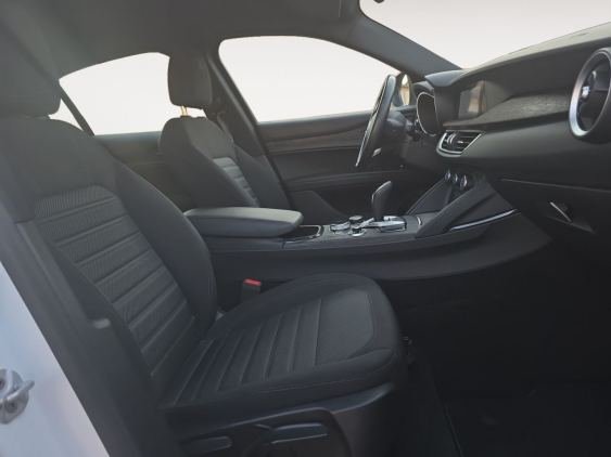 ALFA ROMEO STELVIO 2.2 Diesel 118kW (160CV) SUPER RWD 2023 de segunda mano