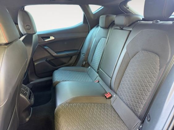 SEAT LEÓN 1.0 TSI 81kW S&S FR 25 Aniversario 2024 de segunda mano