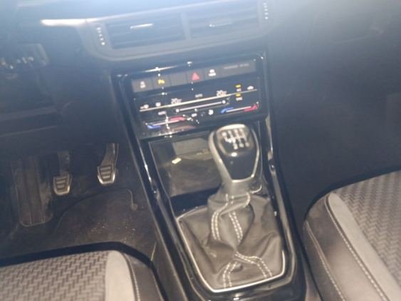 VOLKSWAGEN T-CROSS R LINE 2023 de segunda mano