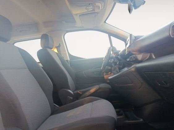 PEUGEOT RIFTER Style Long BlueHDi 96kW 2020 de segunda mano