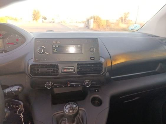 PEUGEOT RIFTER Style Long BlueHDi 96kW 2020 de segunda mano