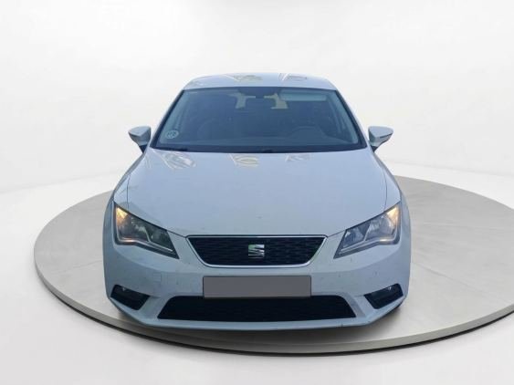 SEAT LEÓN 1.6 TDI 66kW (90CV) Reference Plus 2015 de segunda mano