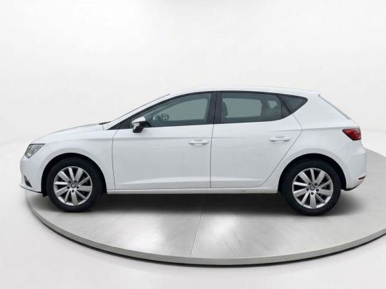 SEAT LEÓN 1.6 TDI 66kW (90CV) Reference Plus 2015 de segunda mano